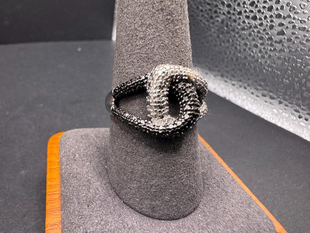 Vtg DL 925 Sterling Silver Black White Spinel Pave Interlocking Loop Ring Sz 10